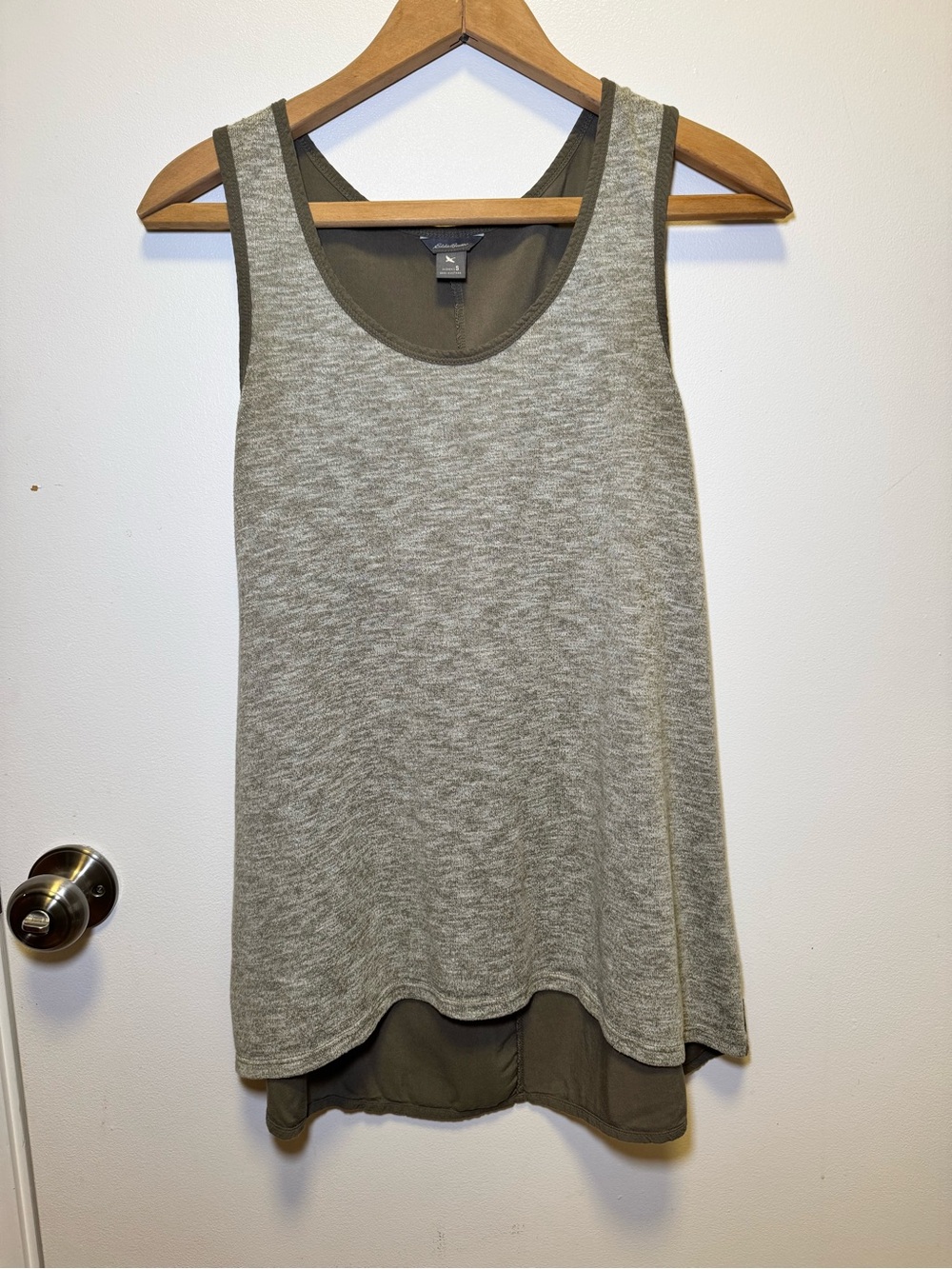 Eddie Bauer Two-Layer Olive and Heather Gray Tank Top Size Small